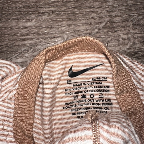 Nike Brown and White Striped Kids Footie - Picture 2 of 2